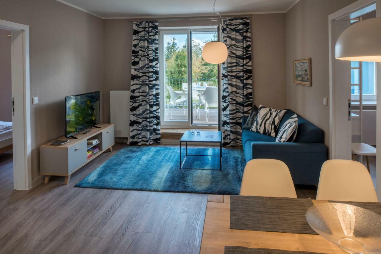 Haus Am Deich Ferienwohnungen Prerow Eksteriør billede